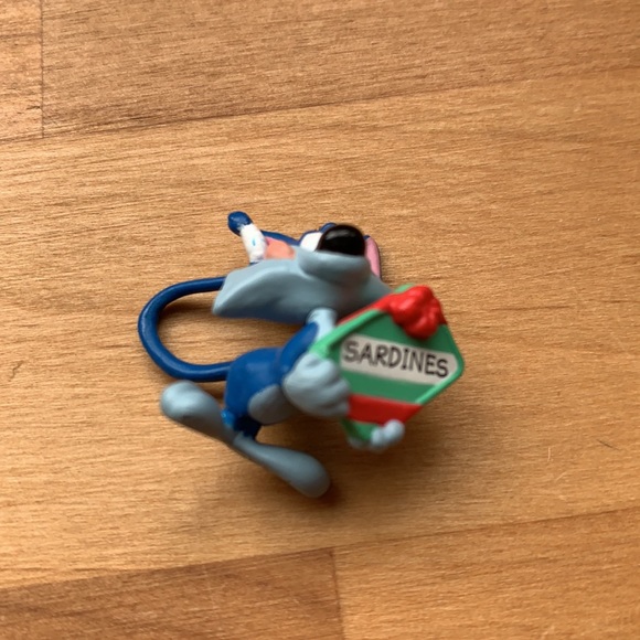 2 Hallmark Tiny Toon Adventures Miniature Ornaments - Picture 4 of 8